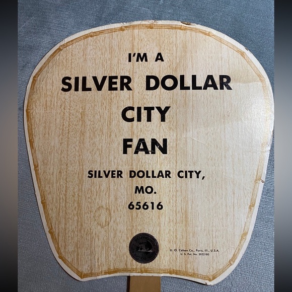 Antique vintage “I’m a Silver Dollar Silver Fan” fan from early 1970s - Picture 10 of 11
